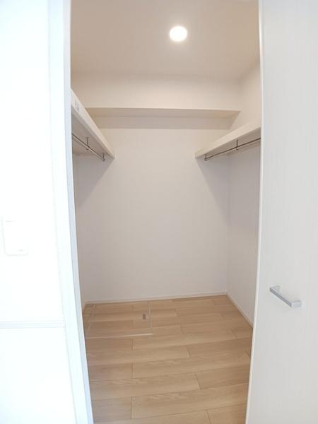 浅口市金光町占見新田のアパート