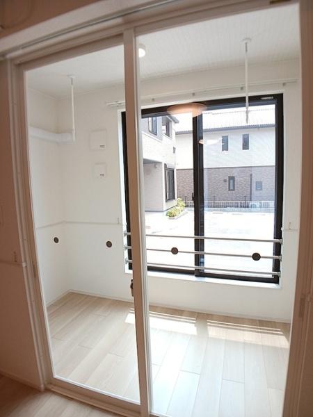 浅口市金光町占見新田のアパート