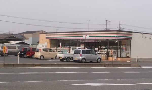 Nectar　B棟(セブンイレブン倉敷中畝2丁目店)