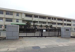 ヴィラ・アムールⅡ(倉敷市立福田中学校)