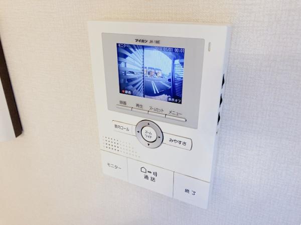 アドラブールE・F棟　F棟