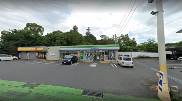 カメリアコート早島Ⅱ(ファミリーマート早島南店)