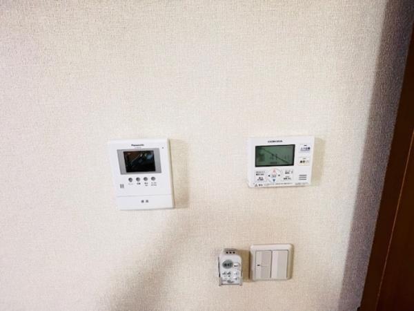 エクセラ　C