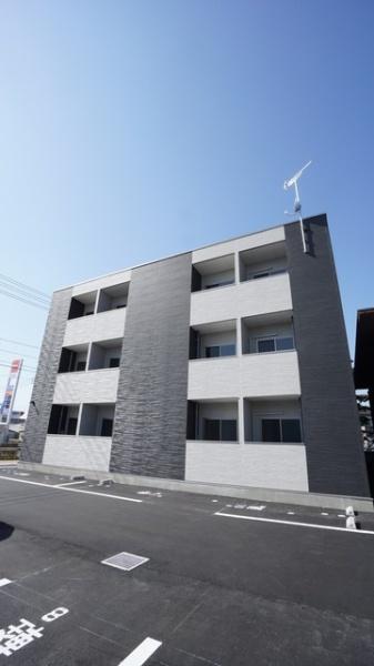 月光　新倉敷駅前