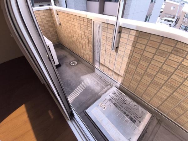 クレール　B棟