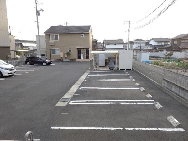 クレール　B棟