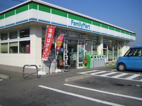 エスペランスコート(ファミリーマート倉敷連島店)