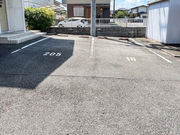セリューズ　D棟