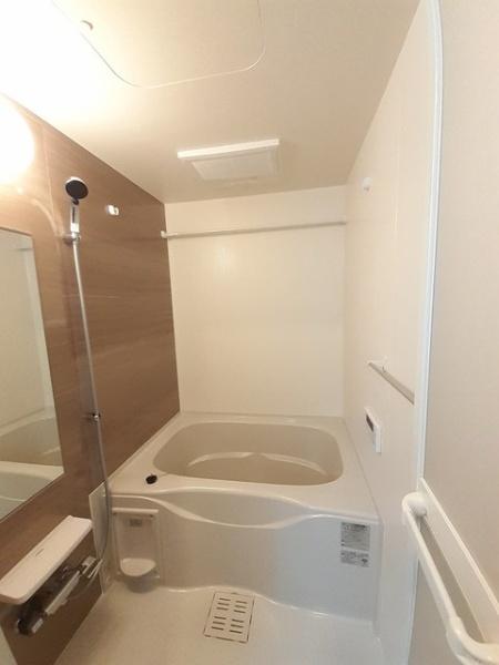 ネオ　コスモス