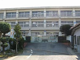 ファインハウスＢ(倉敷市立赤崎小学校)