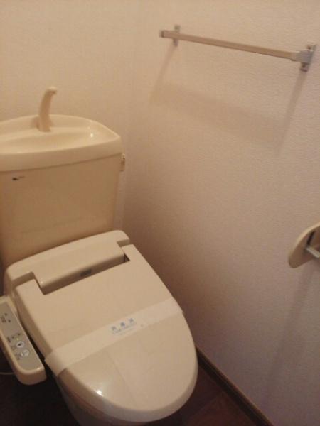 ツインシャトーＢ