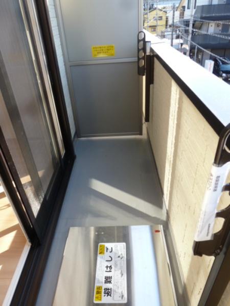 草加市新善町のアパート