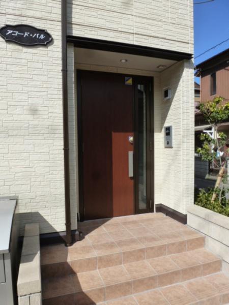 草加市新善町のアパート