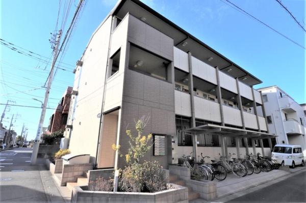 草加市新善町のアパート