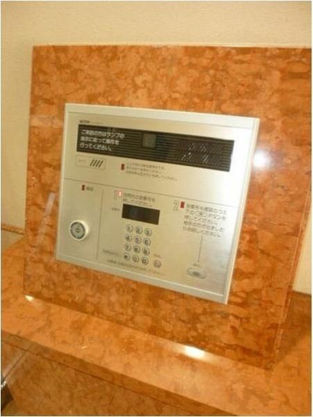 草加市住吉１丁目のマンション