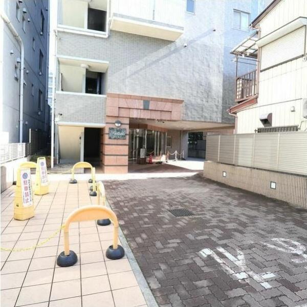 草加市住吉１丁目のマンション