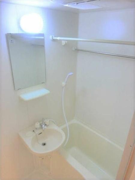 草加市住吉１丁目のマンション