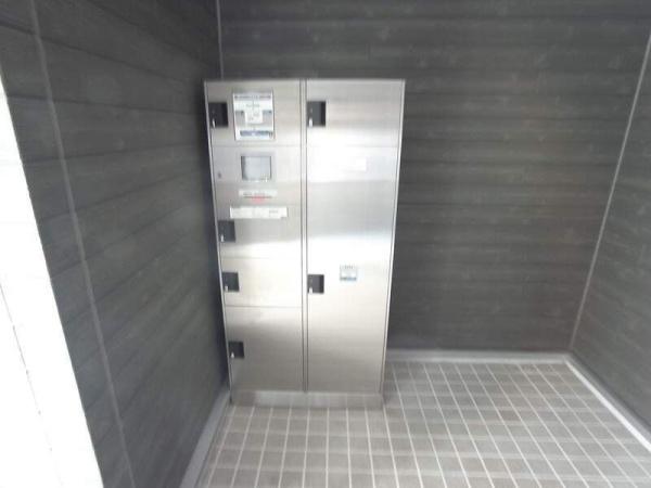 草加市栄町２丁目のマンション