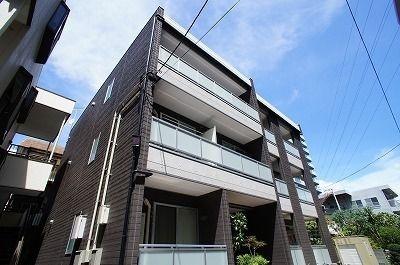 草加市栄町２丁目のマンション