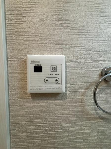 草加市氷川町のアパート