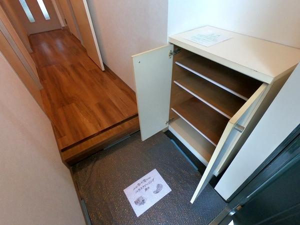 草加市栄町３丁目のマンション