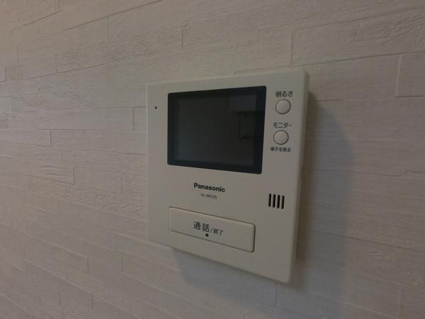 草加市栄町３丁目のマンション