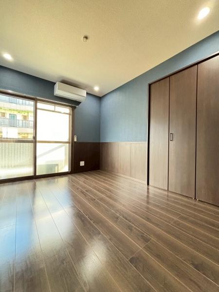 草加市神明２丁目のアパート