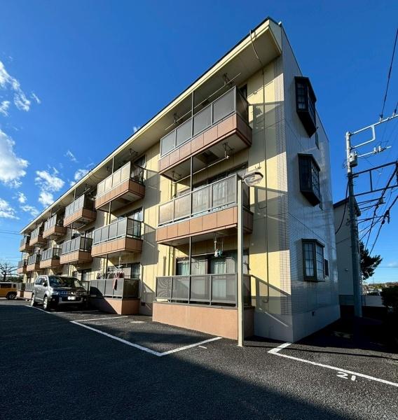 草加市神明２丁目のアパート