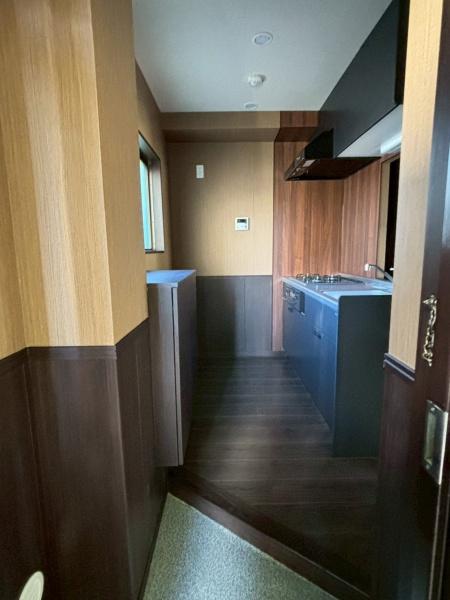 草加市神明２丁目のアパート