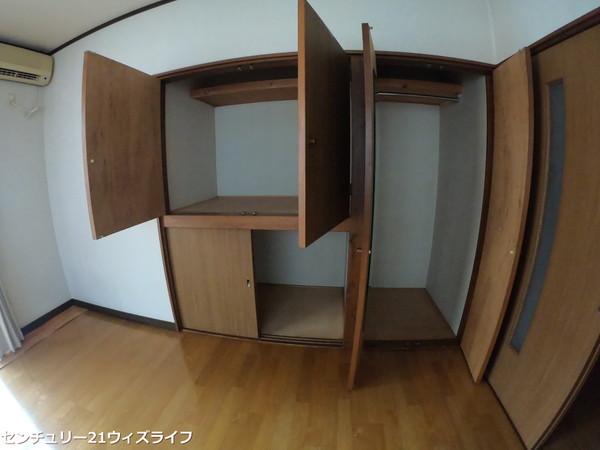 草加市北谷１丁目のマンション