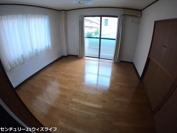 草加市北谷１丁目のマンション