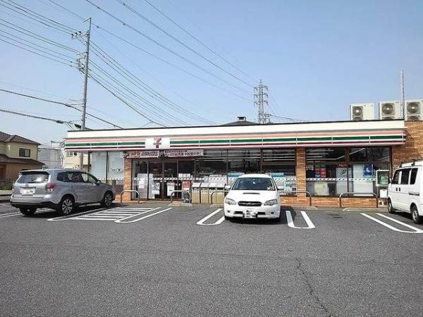 草加市手代３丁目のアパート