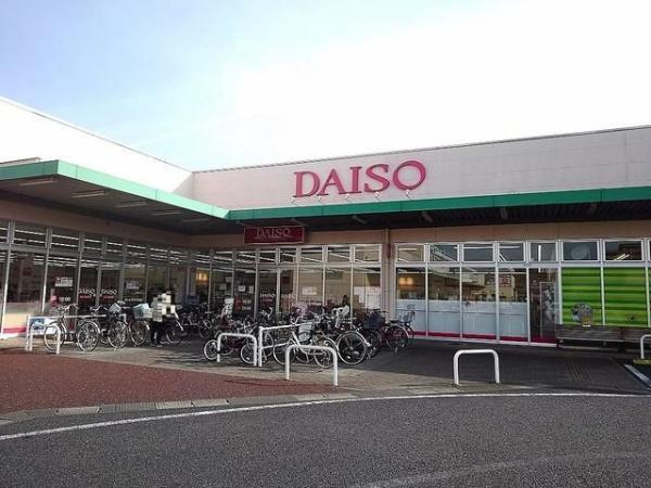 草加市手代３丁目のアパート