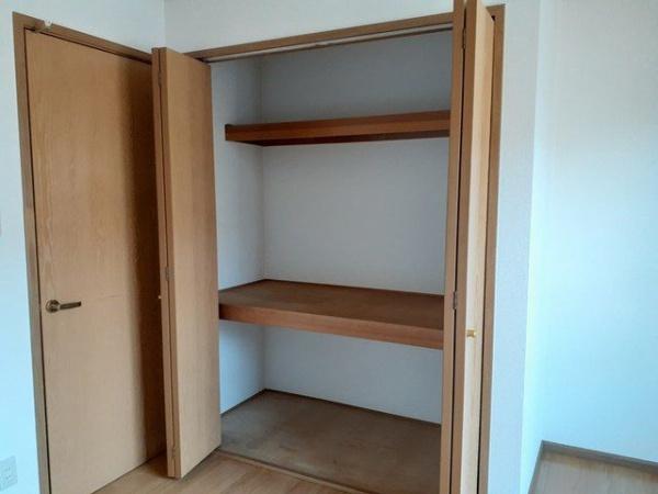 草加市青柳８丁目のアパート
