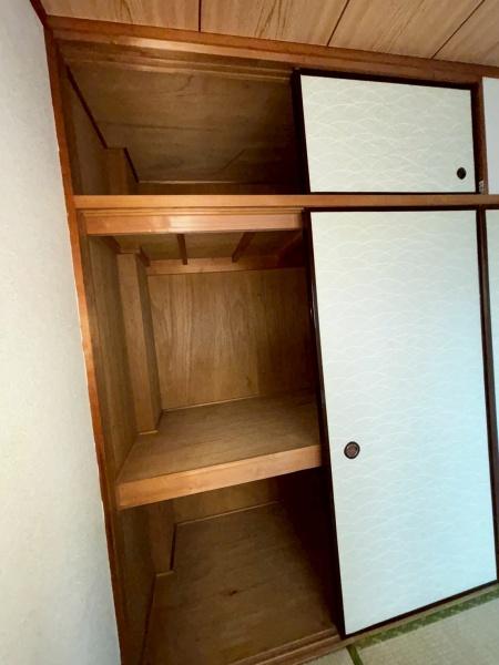 草加市草加３丁目のマンション