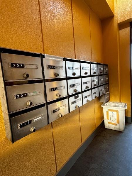 草加市草加３丁目のマンション