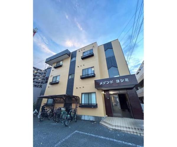 草加市草加３丁目のマンション