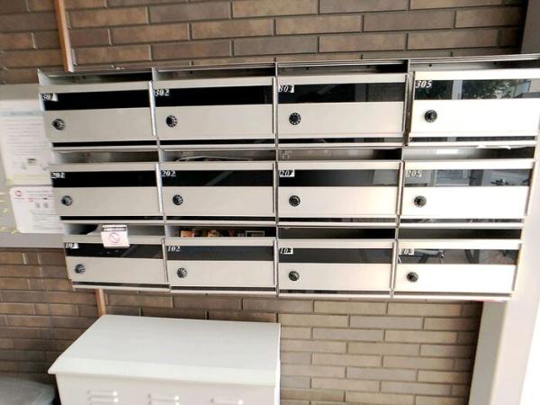 草加市中根１丁目のアパート
