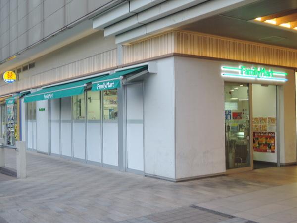 Nフラット(ファミリーマート東武松原団地駅前店)