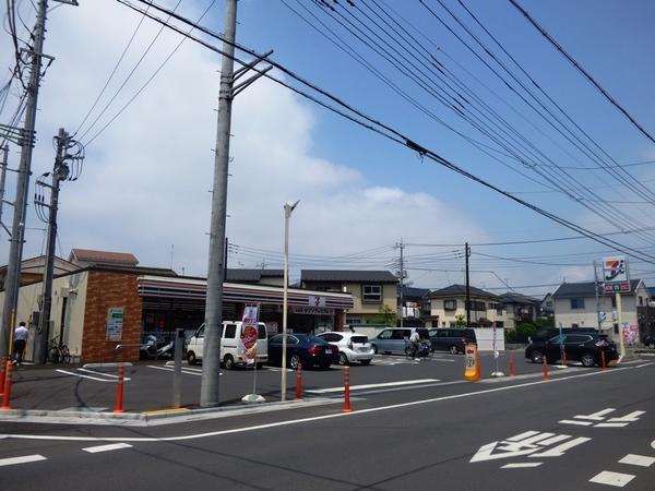 コーポ登戸(セブンイレブン越谷登戸町店)