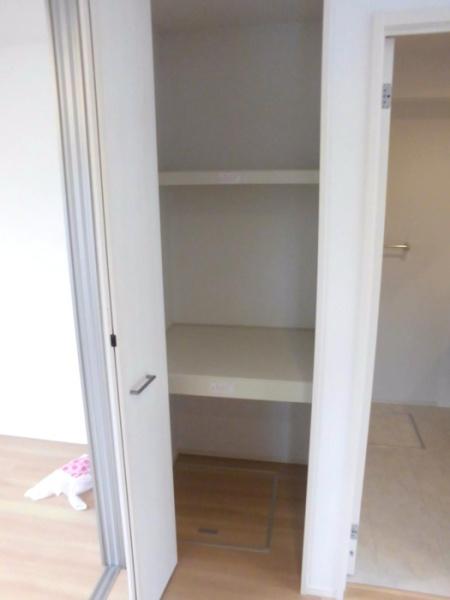 草加市手代１丁目のアパート