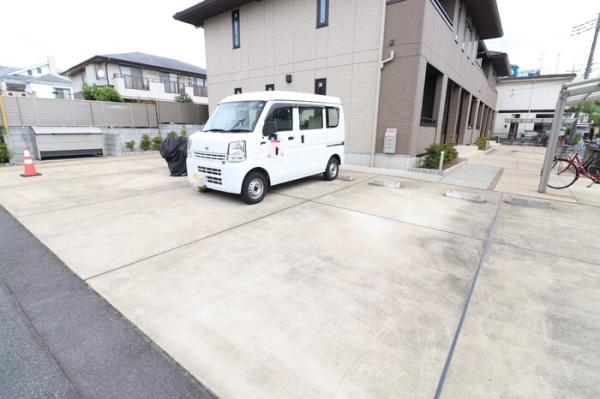 草加市手代１丁目のアパート