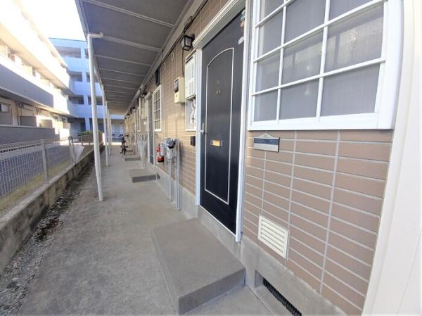 草加市花栗４丁目のアパート