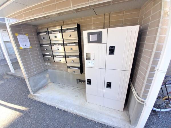 草加市花栗４丁目のアパート