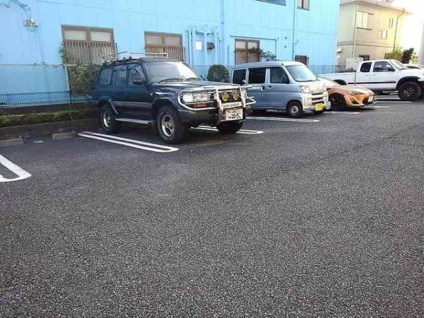 草加市松江６丁目のアパート