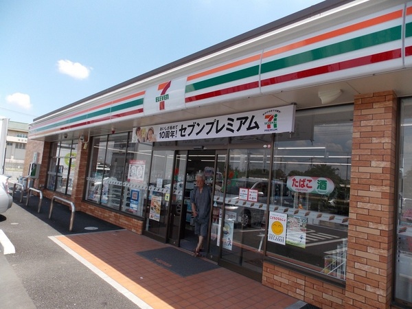 ノワール(セブンイレブン草加谷塚上町店)