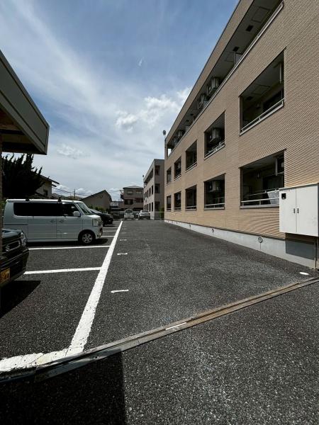 草加市弁天１丁目のマンション