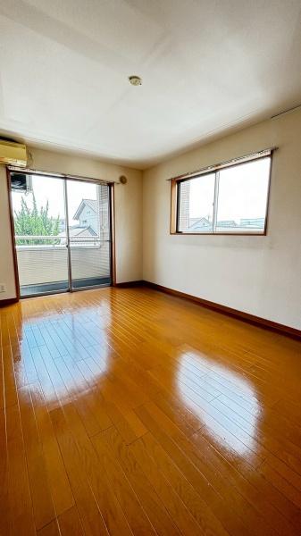 草加市弁天１丁目のマンション