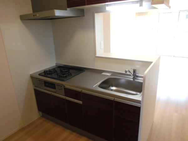 草加市弁天１丁目のアパート