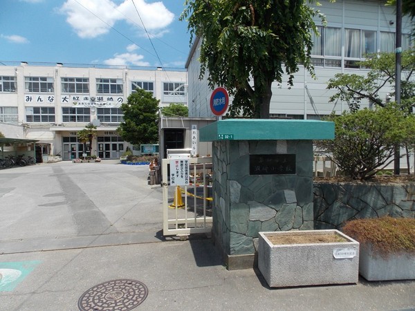 エステート草加第壱館(草加市立瀬崎小学校)